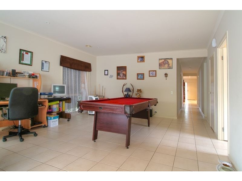 15 Buchan Green, Pakenham VIC 3810