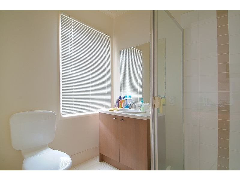 15 Buchan Green, Pakenham VIC 3810