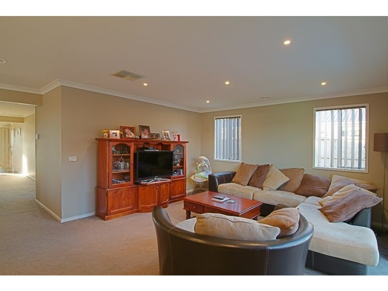 66 Algerd Way, Pakenham VIC 3810