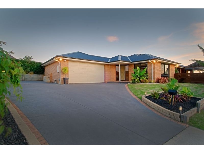 3 Snow Gum Court, Pakenham VIC 3810