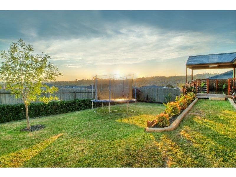 3 Snow Gum Court, Pakenham VIC 3810
