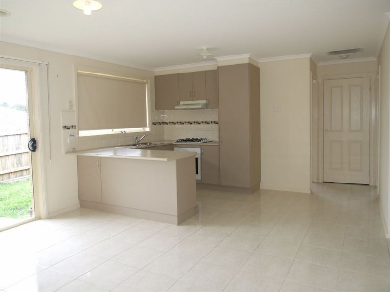 40 Manna Gum Drive, Pakenham VIC 3810