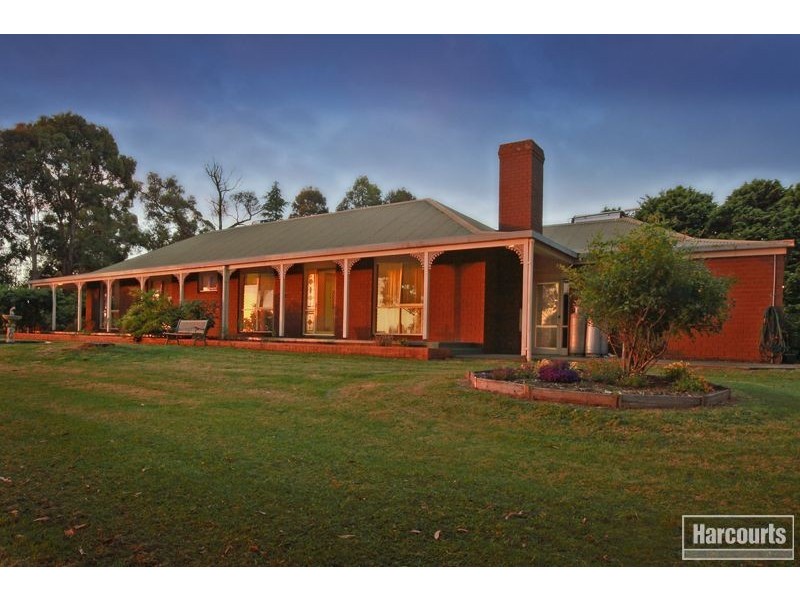 122 Mann Road Court, Pakenham Upper VIC 3810