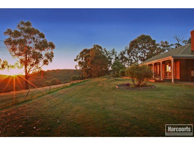 122 Mann Road Court, Pakenham Upper VIC 3810