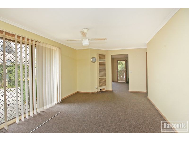 26 Pommel Street, Pakenham VIC 3810