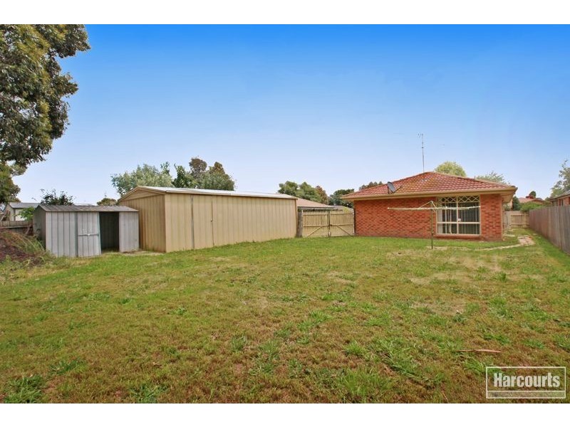 26 Pommel Street, Pakenham VIC 3810