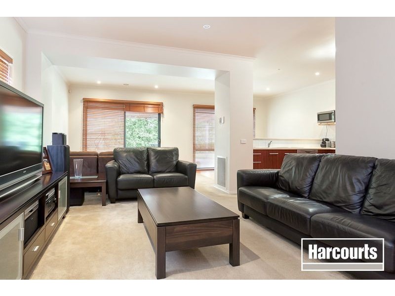 17 Arbour Rise, Pakenham VIC 3810