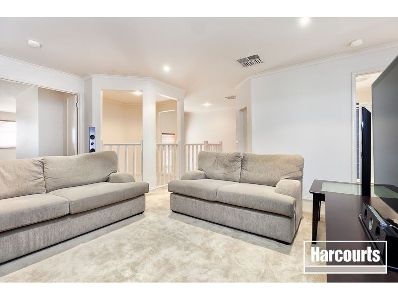 17 Arbour Rise, Pakenham VIC 3810