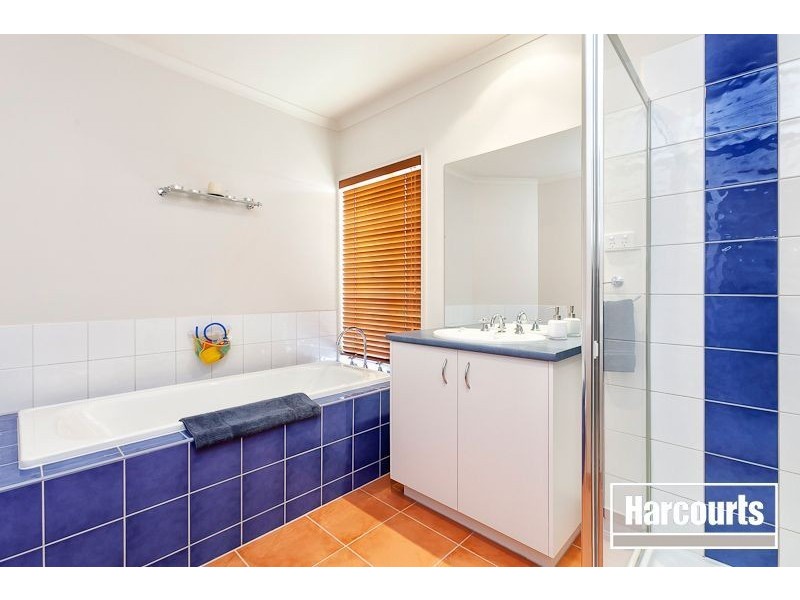 17 Arbour Rise, Pakenham VIC 3810