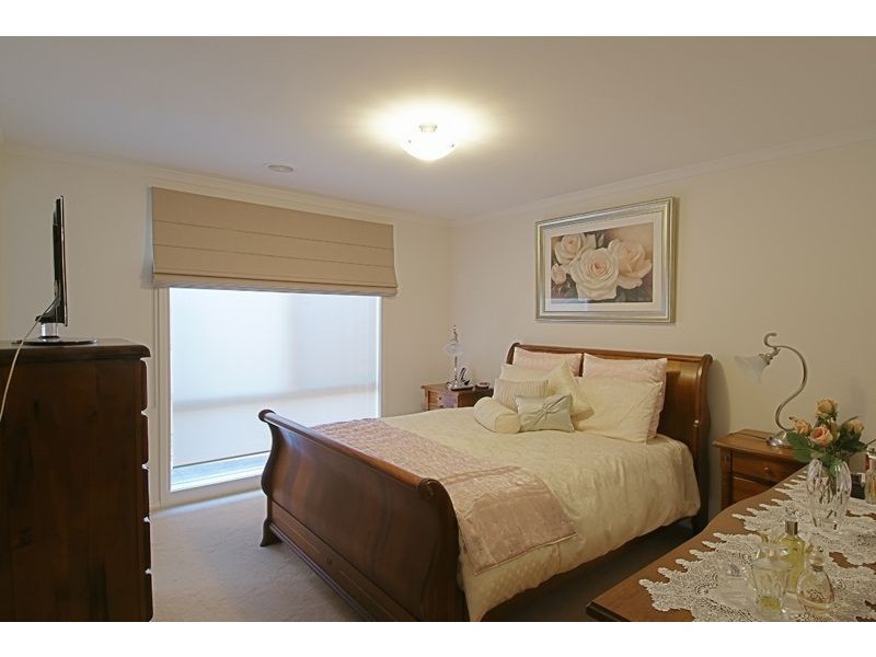 1 Mia Drive, Pakenham VIC 3810