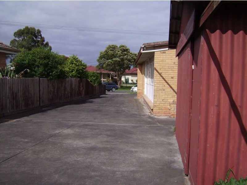 12 Henry Street, Koo Wee Rup VIC 3981