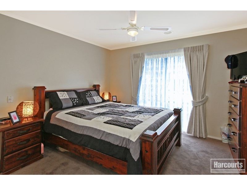 86 Ebony Drive, Pakenham VIC 3810