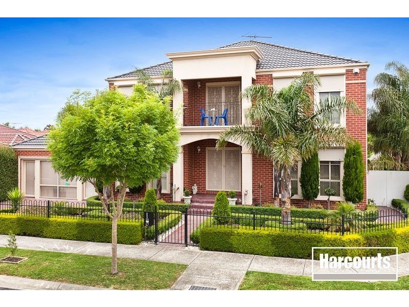 28 Flinders Chase, Pakenham VIC 3810