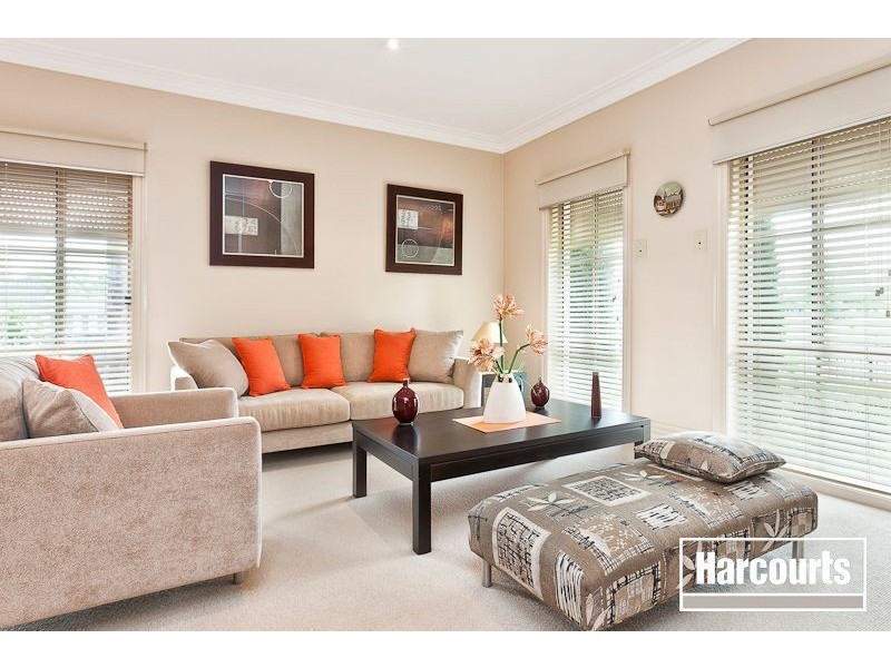 28 Flinders Chase, Pakenham VIC 3810