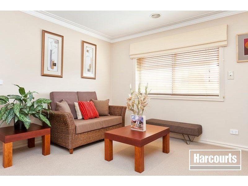 28 Flinders Chase, Pakenham VIC 3810