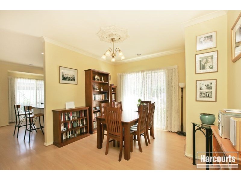 5 Catherine Place, Pakenham VIC 3810