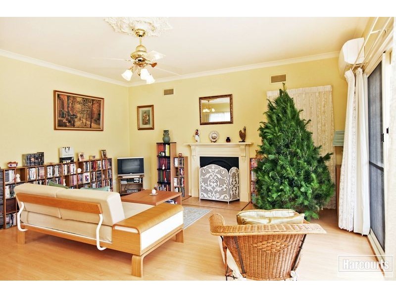 5 Catherine Place, Pakenham VIC 3810