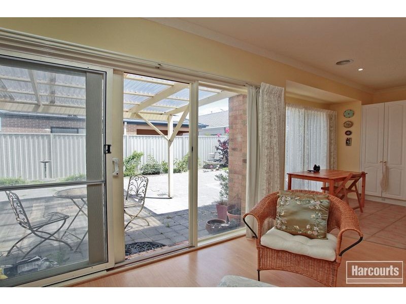 5 Catherine Place, Pakenham VIC 3810