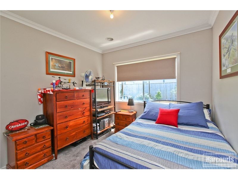 9 Mia Drive, Pakenham VIC 3810