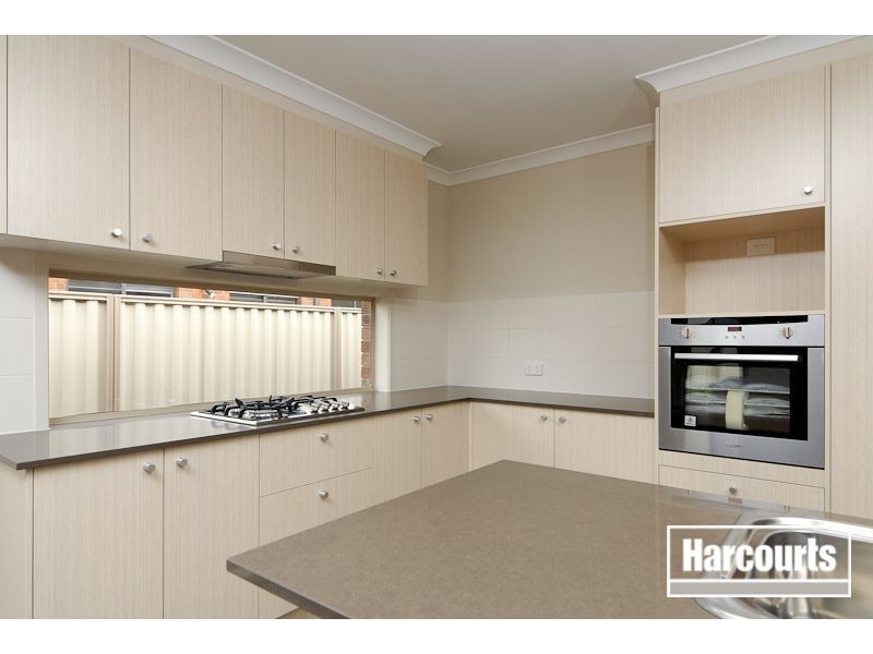 49 Victory Drive, Pakenham VIC 3810