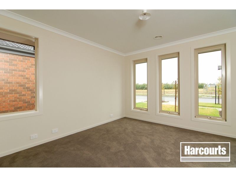 49 Victory Drive, Pakenham VIC 3810