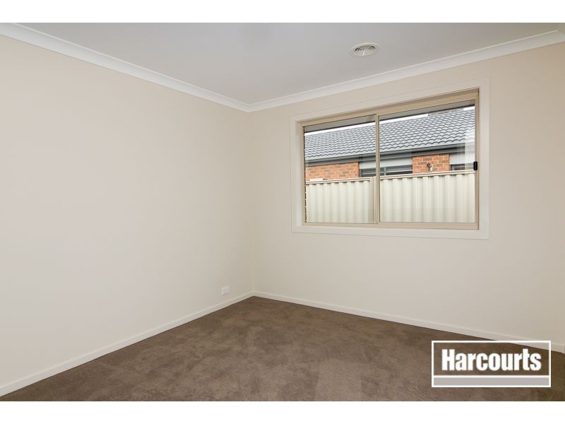 49 Victory Drive, Pakenham VIC 3810