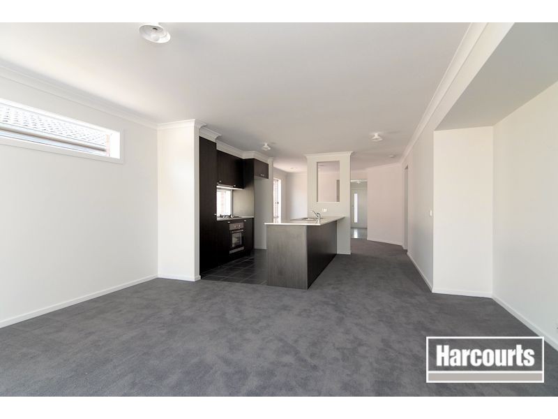 41 Victory Drive, Pakenham VIC 3810