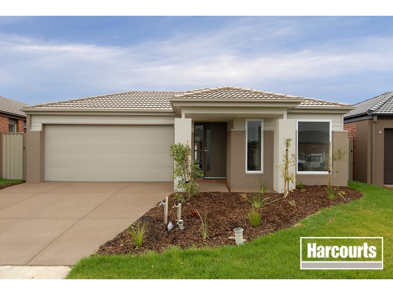 11 Morgan Way, Pakenham VIC 3810