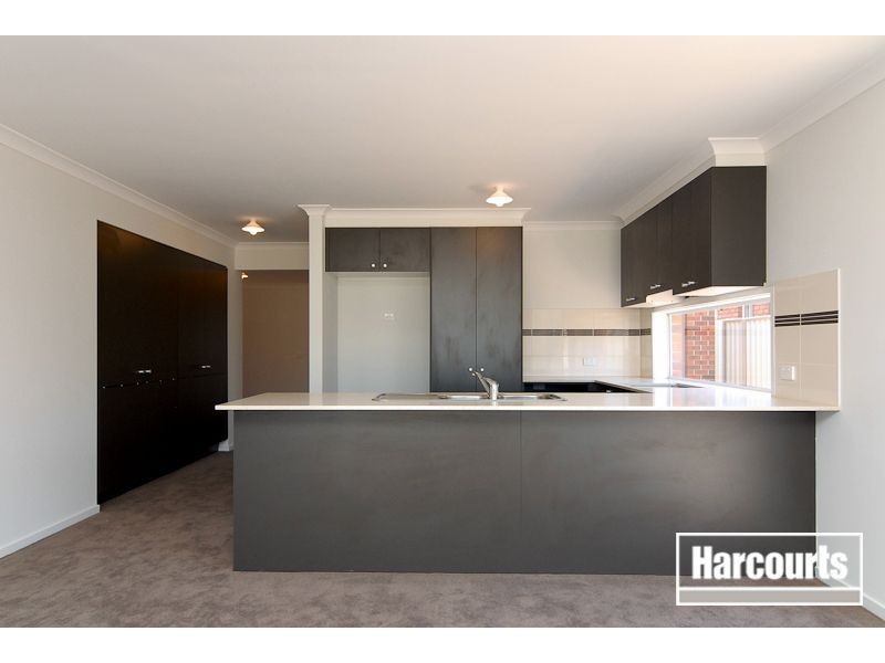 11 Morgan Way, Pakenham VIC 3810