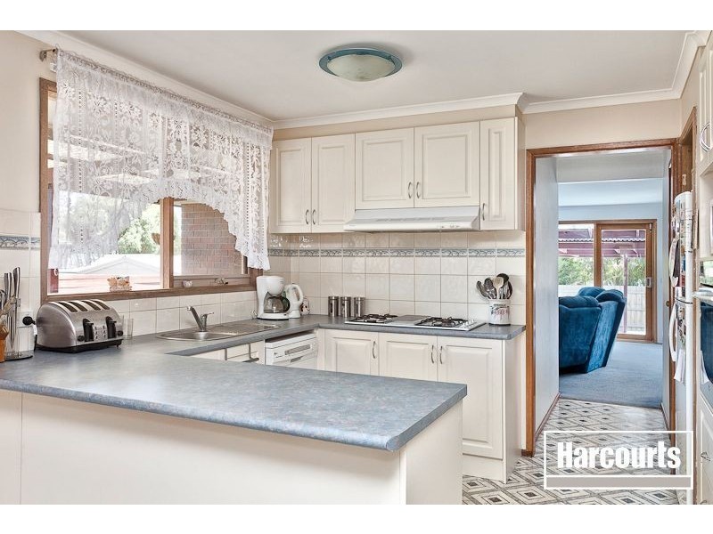 5 McNamara Court, Pakenham VIC 3810