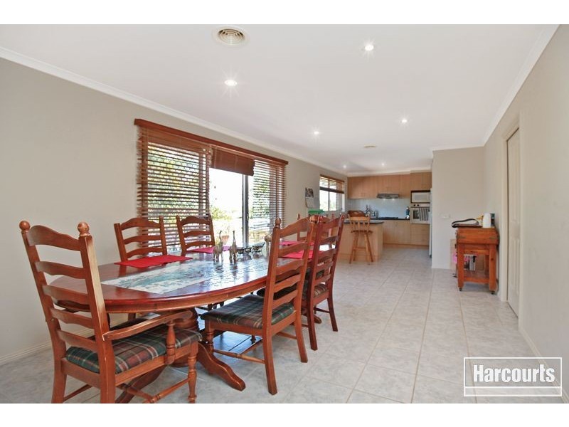 19 Donday Court, Pakenham VIC 3810