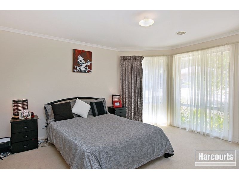 19 Donday Court, Pakenham VIC 3810