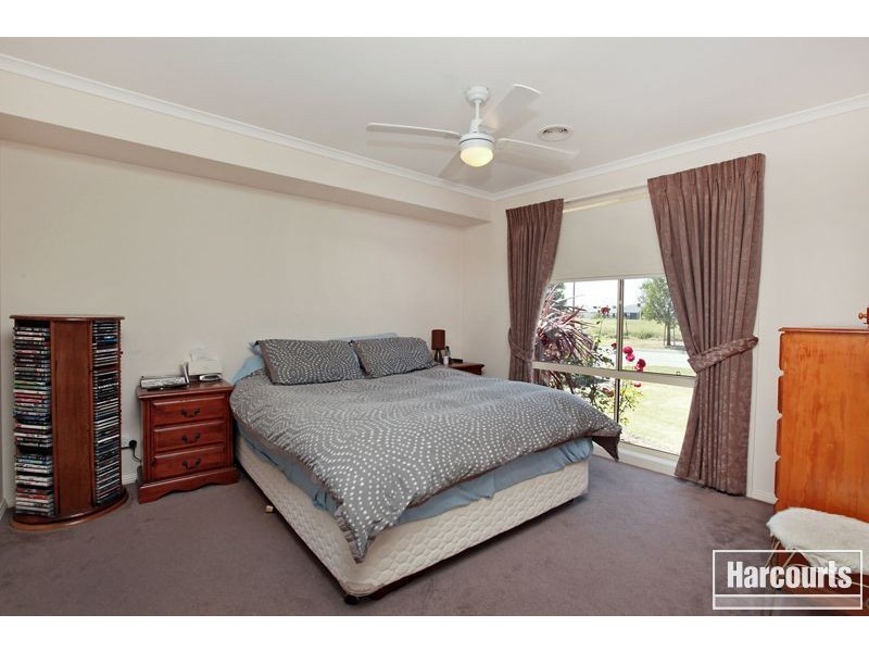 4 Arden Avenue, Pakenham VIC 3810