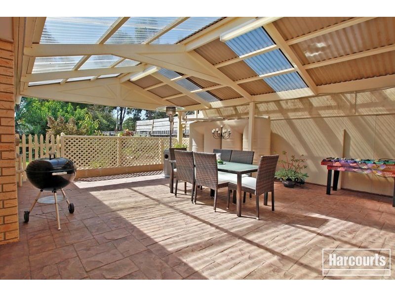 30 Pommel Street, Pakenham VIC 3810