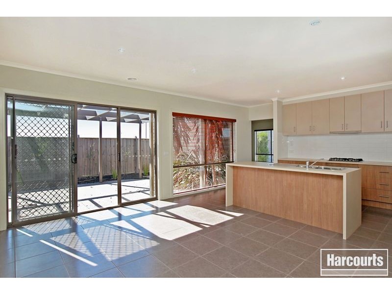 135 Webster Way, Pakenham VIC 3810