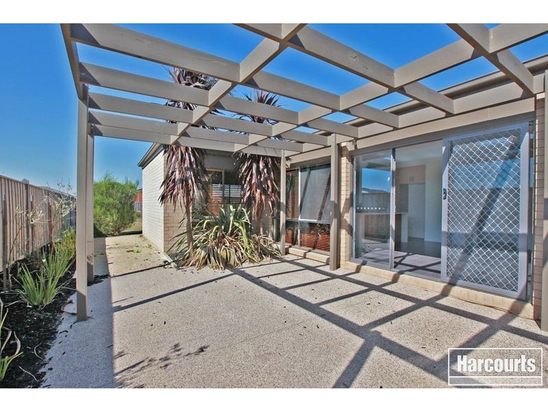 135 Webster Way, Pakenham VIC 3810