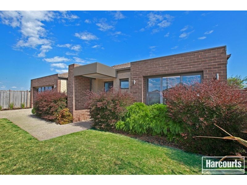 135 Webster Way, Pakenham VIC 3810