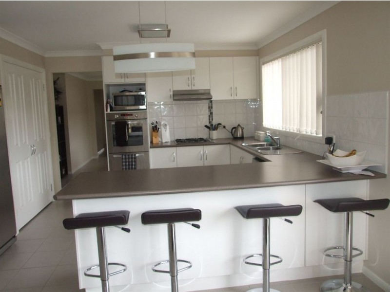 126 Windermere Blvd, Pakenham VIC 3810