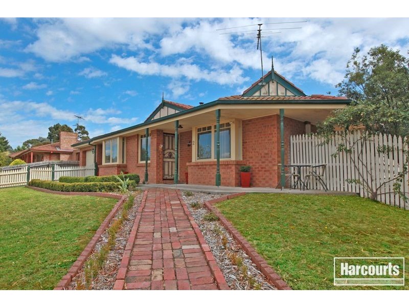 2 Montclaire Court, Pakenham VIC 3810