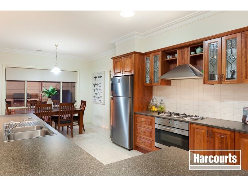 11 Murray Avenue, Pakenham VIC 3810