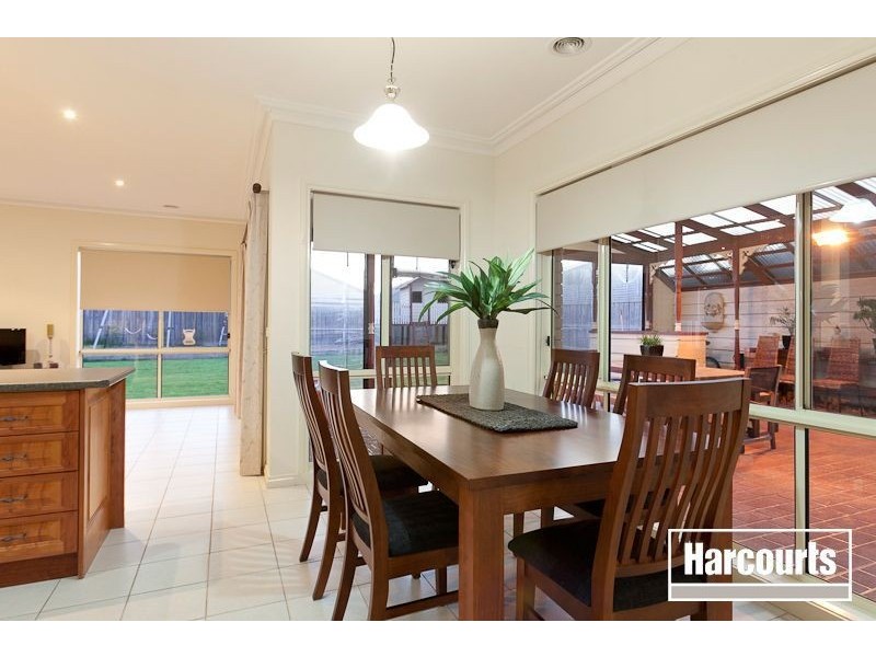 11 Murray Avenue, Pakenham VIC 3810