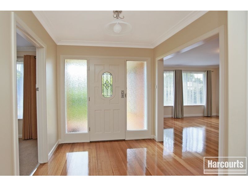 10 Home Road, Nar Nar Goon VIC 3812