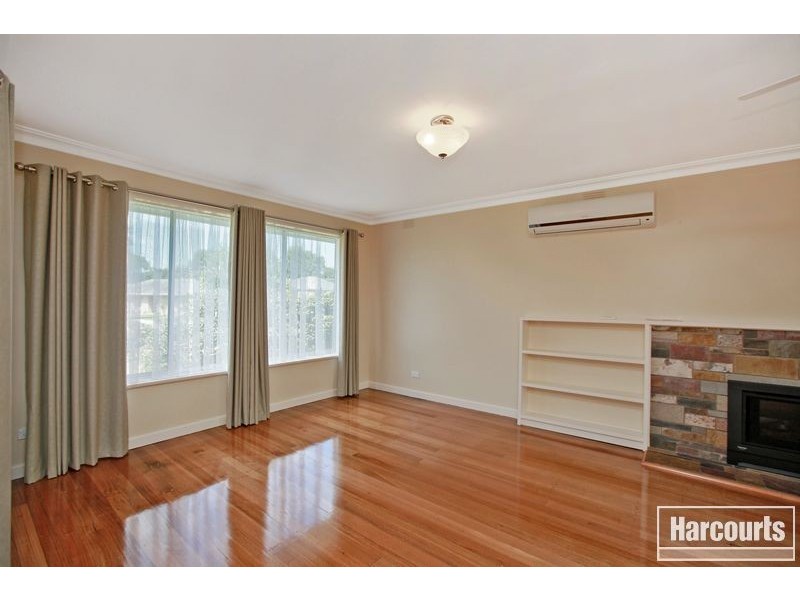 10 Home Road, Nar Nar Goon VIC 3812