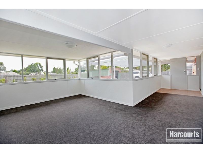 10 Home Road, Nar Nar Goon VIC 3812