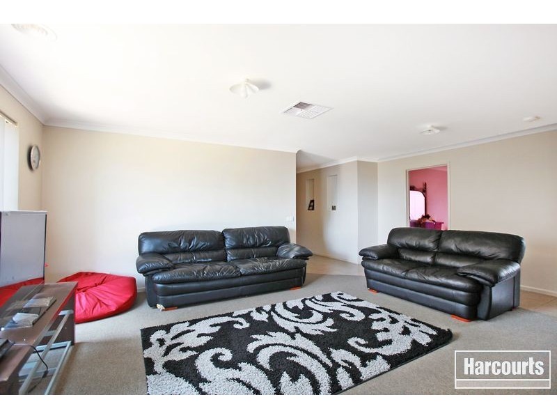 23 Manna Gum Drive, Pakenham VIC 3810