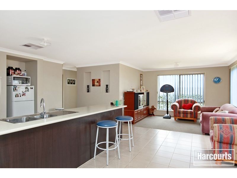 23 Manna Gum Drive, Pakenham VIC 3810