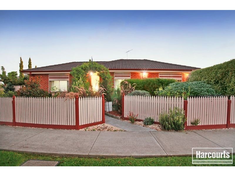 65 Pommel Street, Pakenham VIC 3810