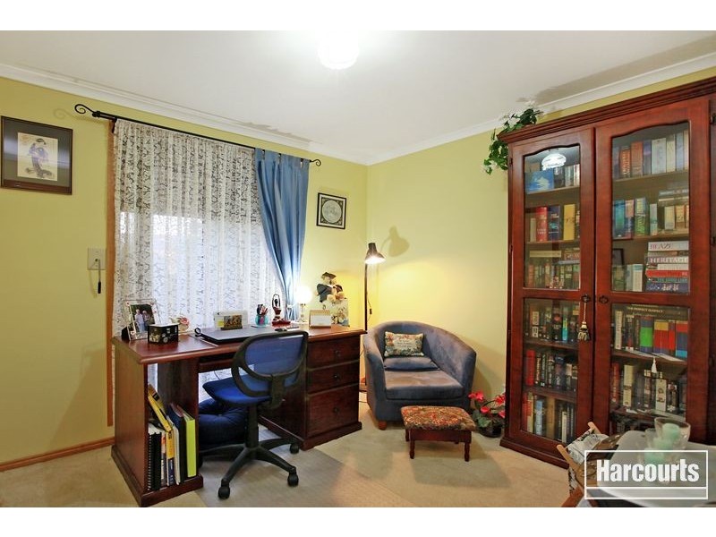 65 Pommel Street, Pakenham VIC 3810