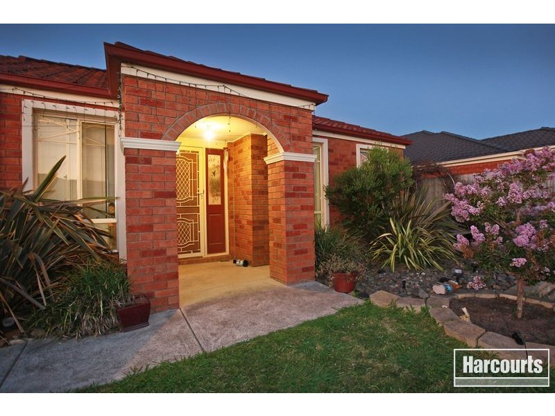 19 Amberley Drive, Pakenham VIC 3810