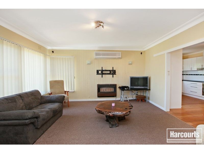 9 Gardenia Street, Pakenham VIC 3810